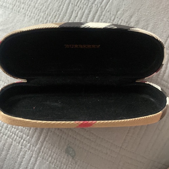 Burberry Glass Case - Picture 3 of 3